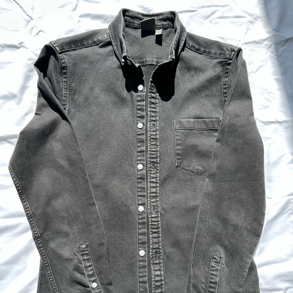 Button shirt